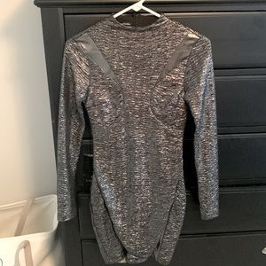 NWT Metallic long sleeved dress Bebe
